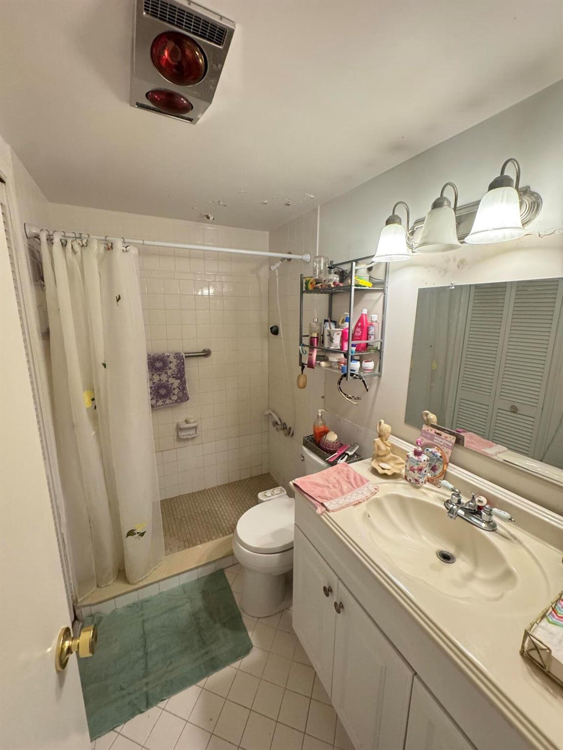 HIGH POINT WEST CONDO - Residential