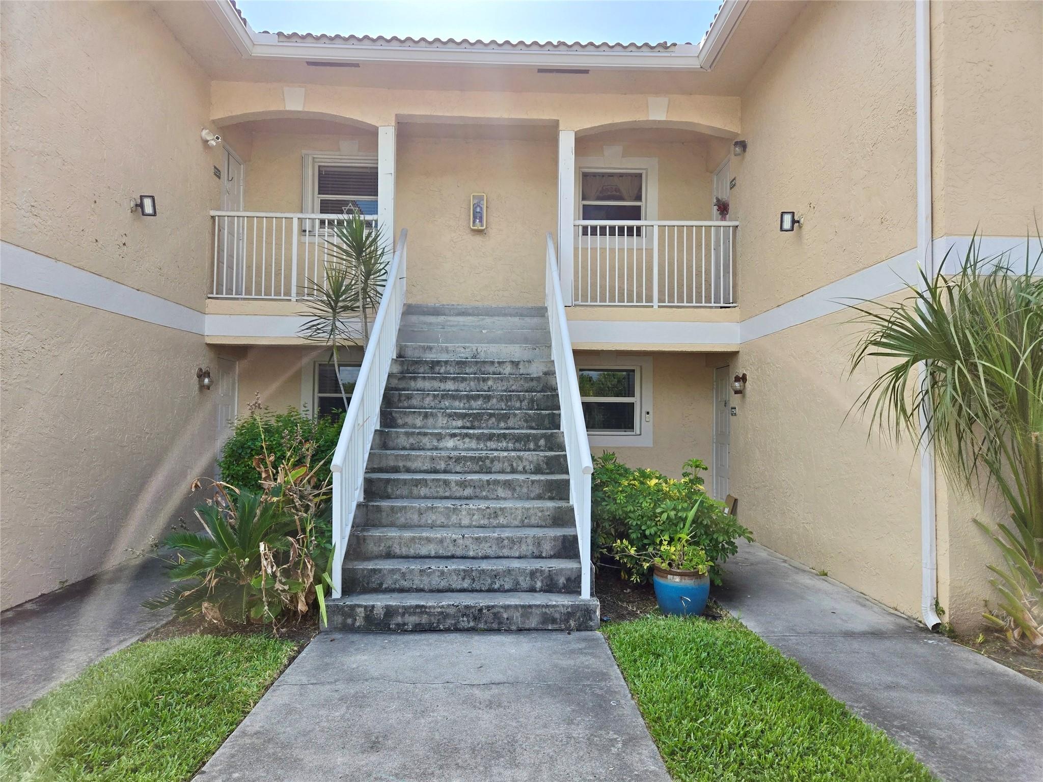 Royal Garden Condo - Residential Lease