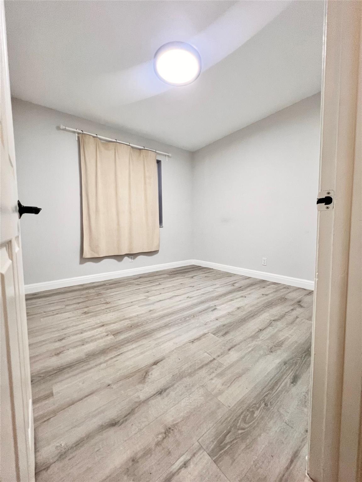 Royal Garden Condo - Residential Lease