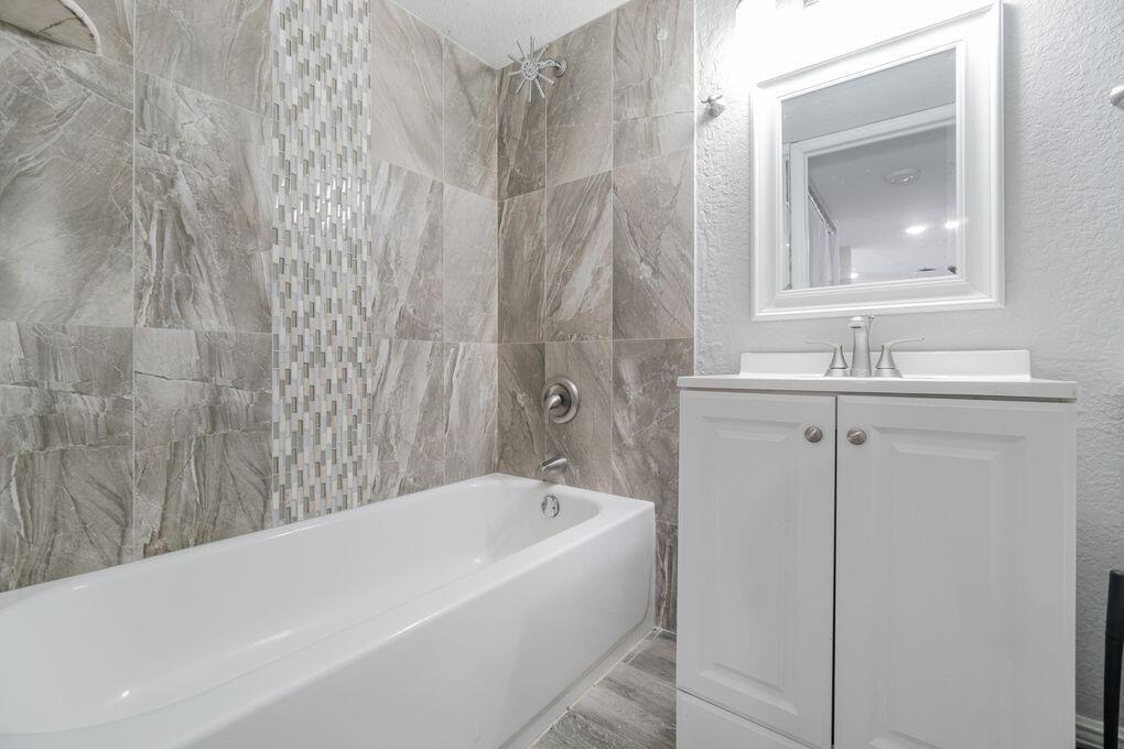 ADDISON POINTE AT BOCA RATON CONDO - Residential Lease