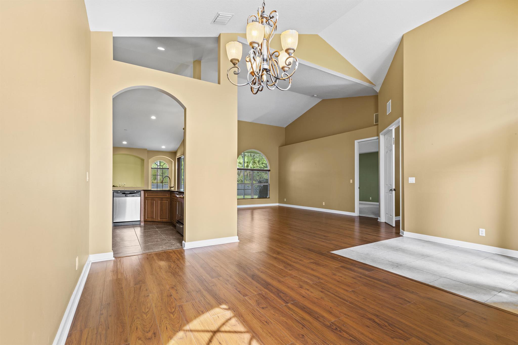 PORT ST LUCIE SECTION 33 - Residential