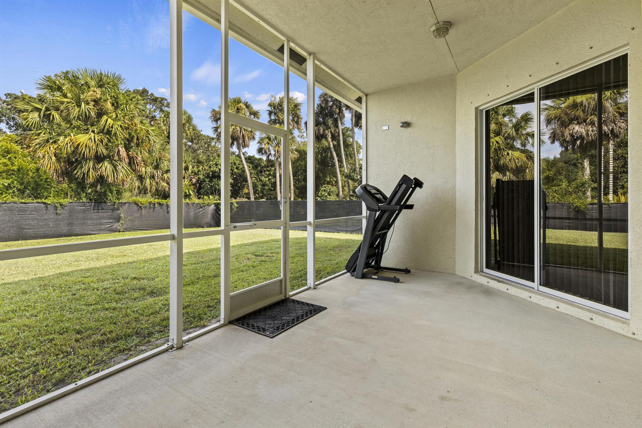 PORT ST LUCIE SECTION 33 - Residential