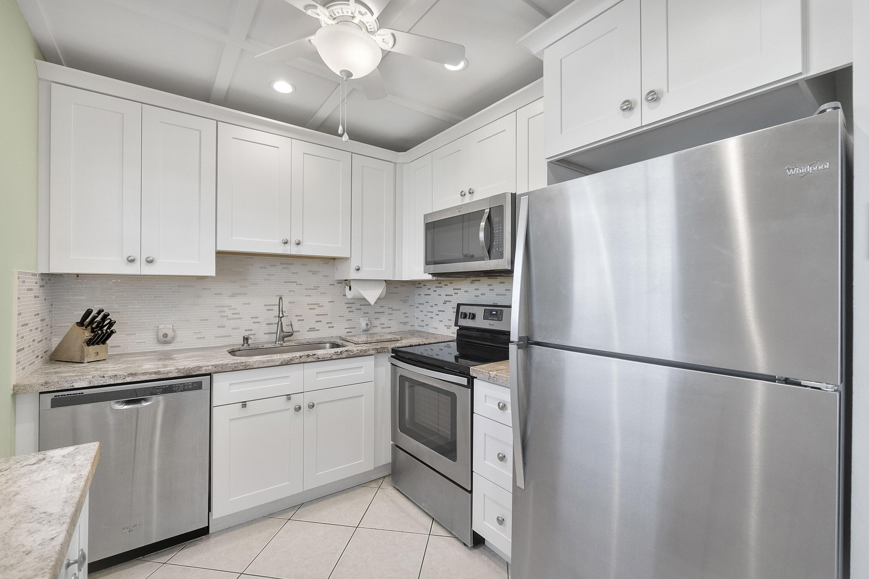 FANSHAW AT CENTURY VILLAGE CONDO - Residential