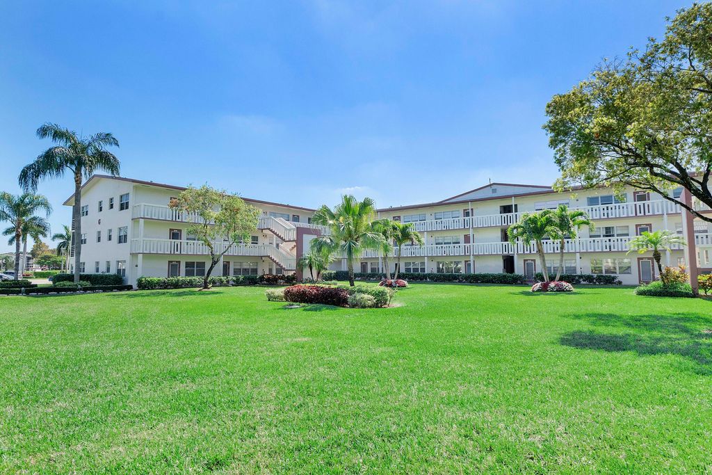 Photo of 281 Fanshaw G, Boca Raton, FL 33434 (MLS # B26009712)