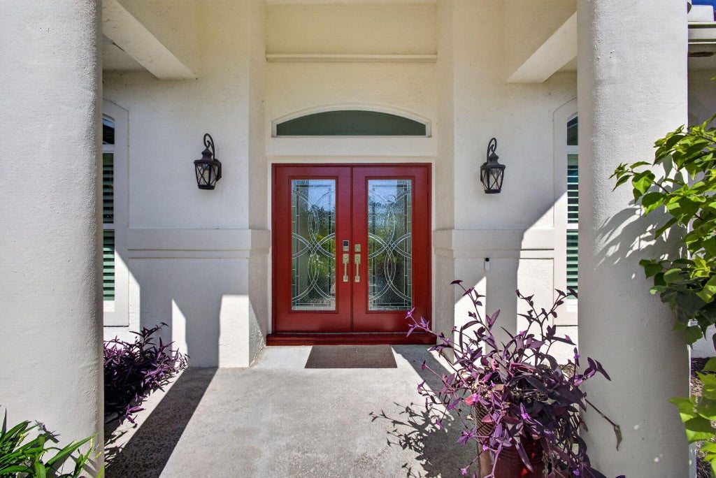Photo of 11910 Torreyanna Circle, Palm Beach Gardens, FL 33412 (MLS # B26087795)