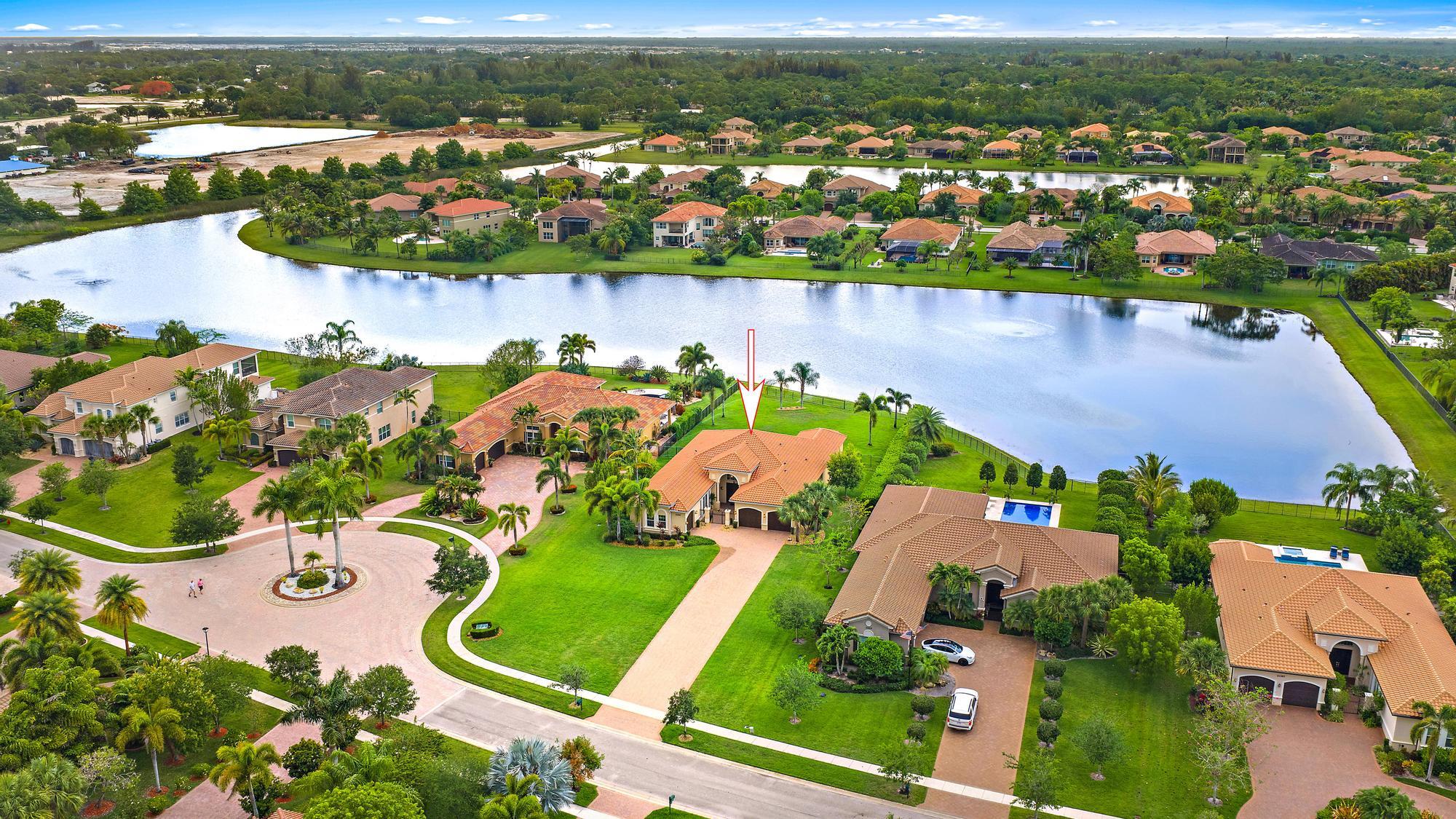BAYHILL ESTATES - Residential