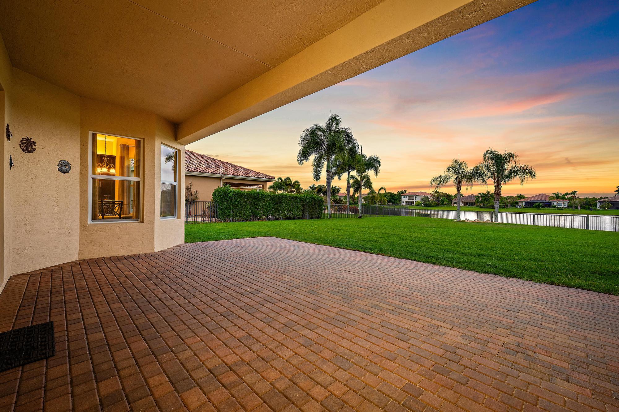 BAYHILL ESTATES - Residential