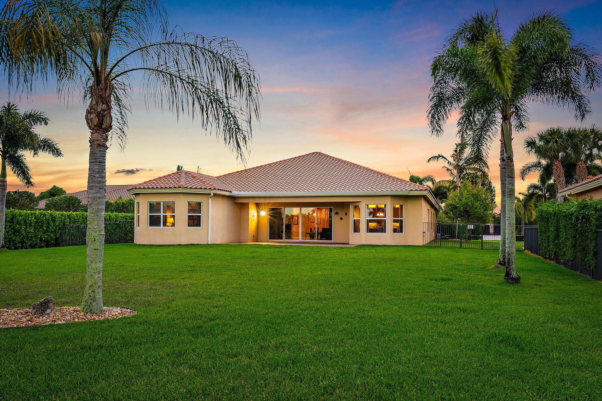 BAYHILL ESTATES - Residential