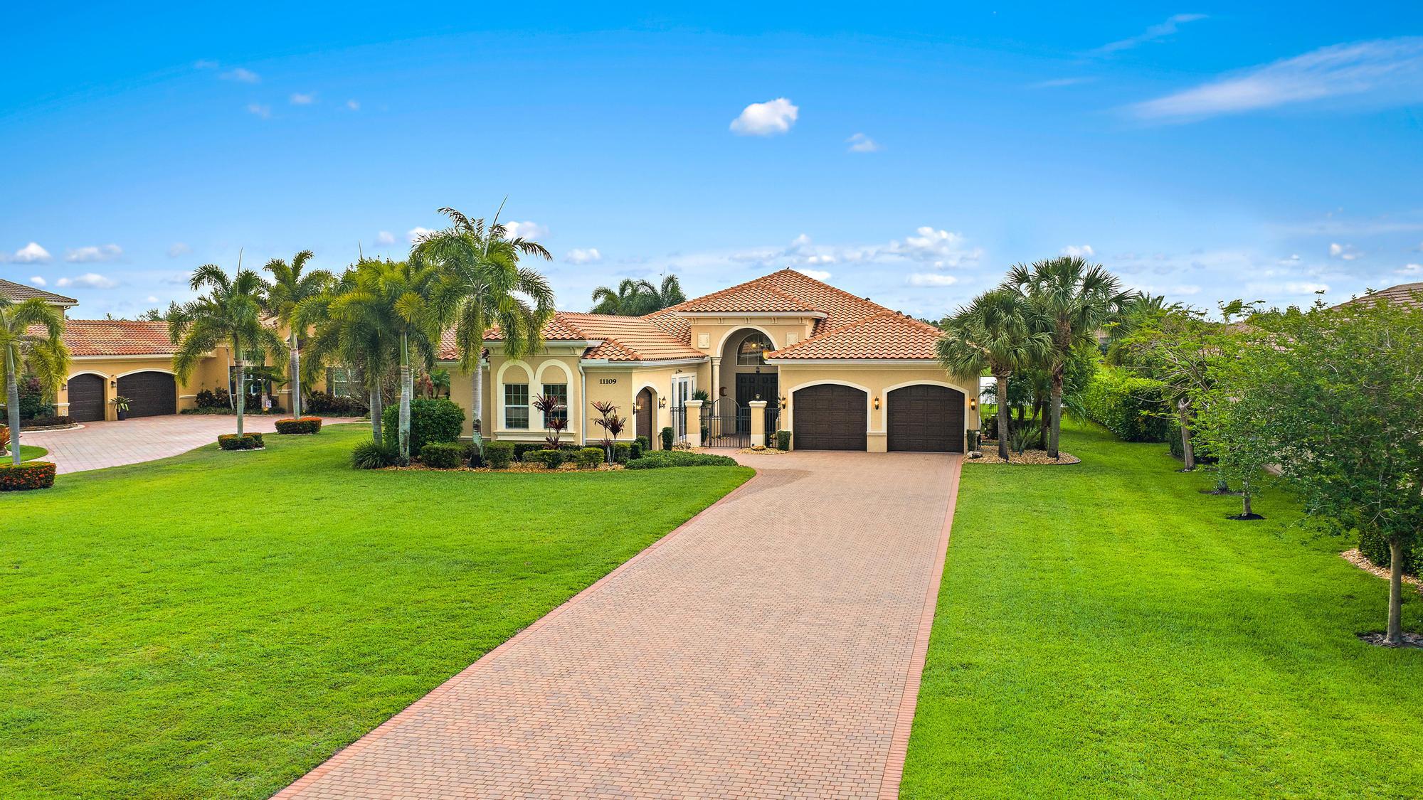 BAYHILL ESTATES - Residential