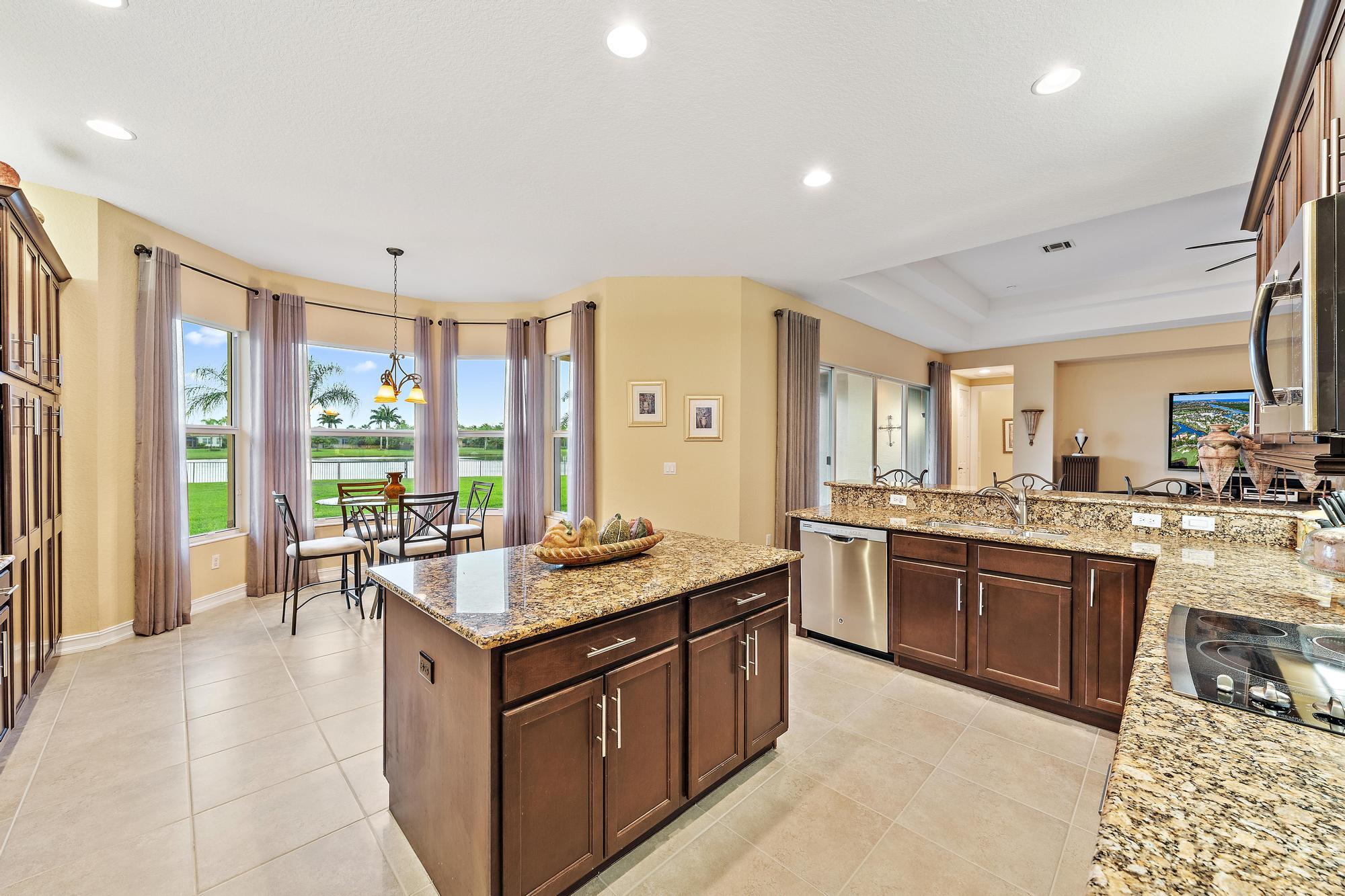 BAYHILL ESTATES - Residential