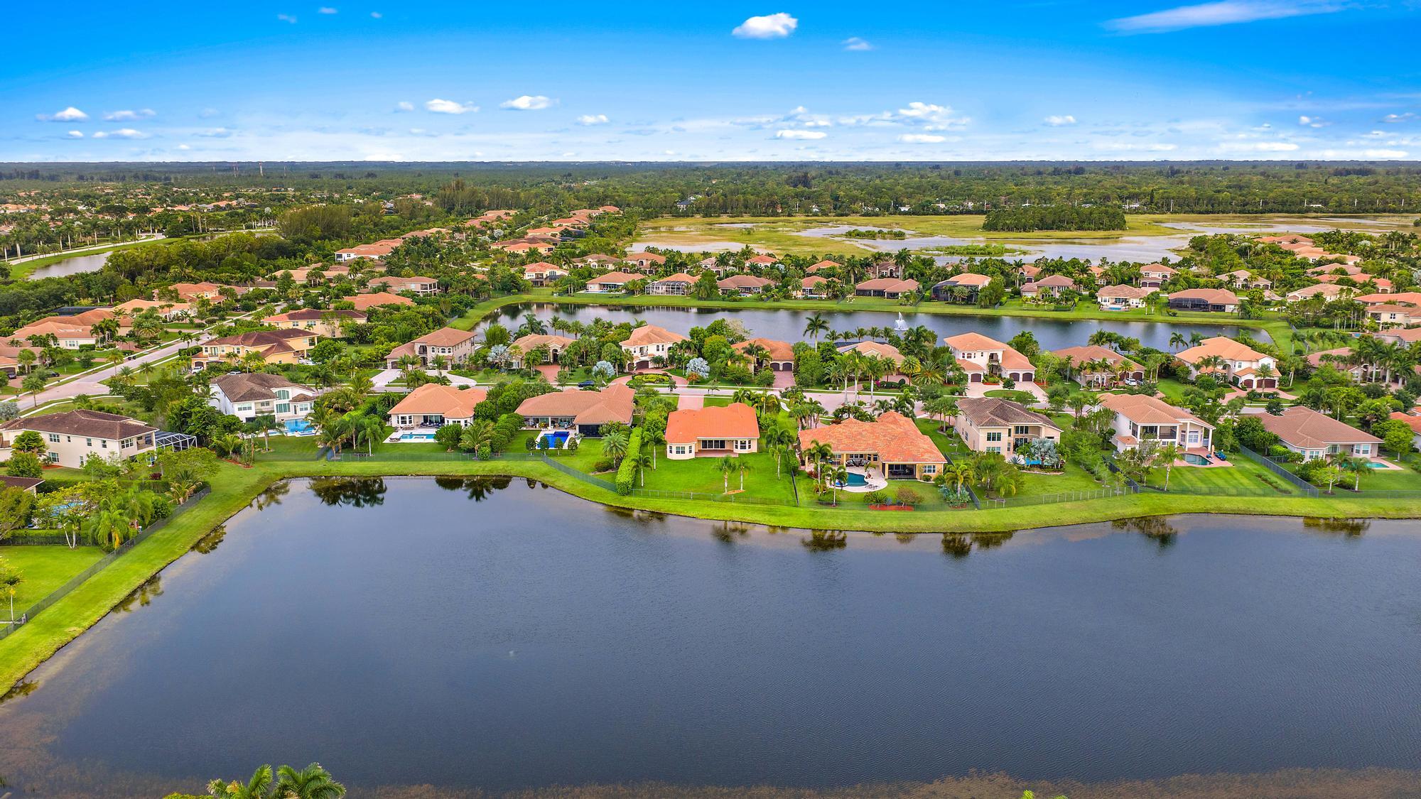 BAYHILL ESTATES - Residential
