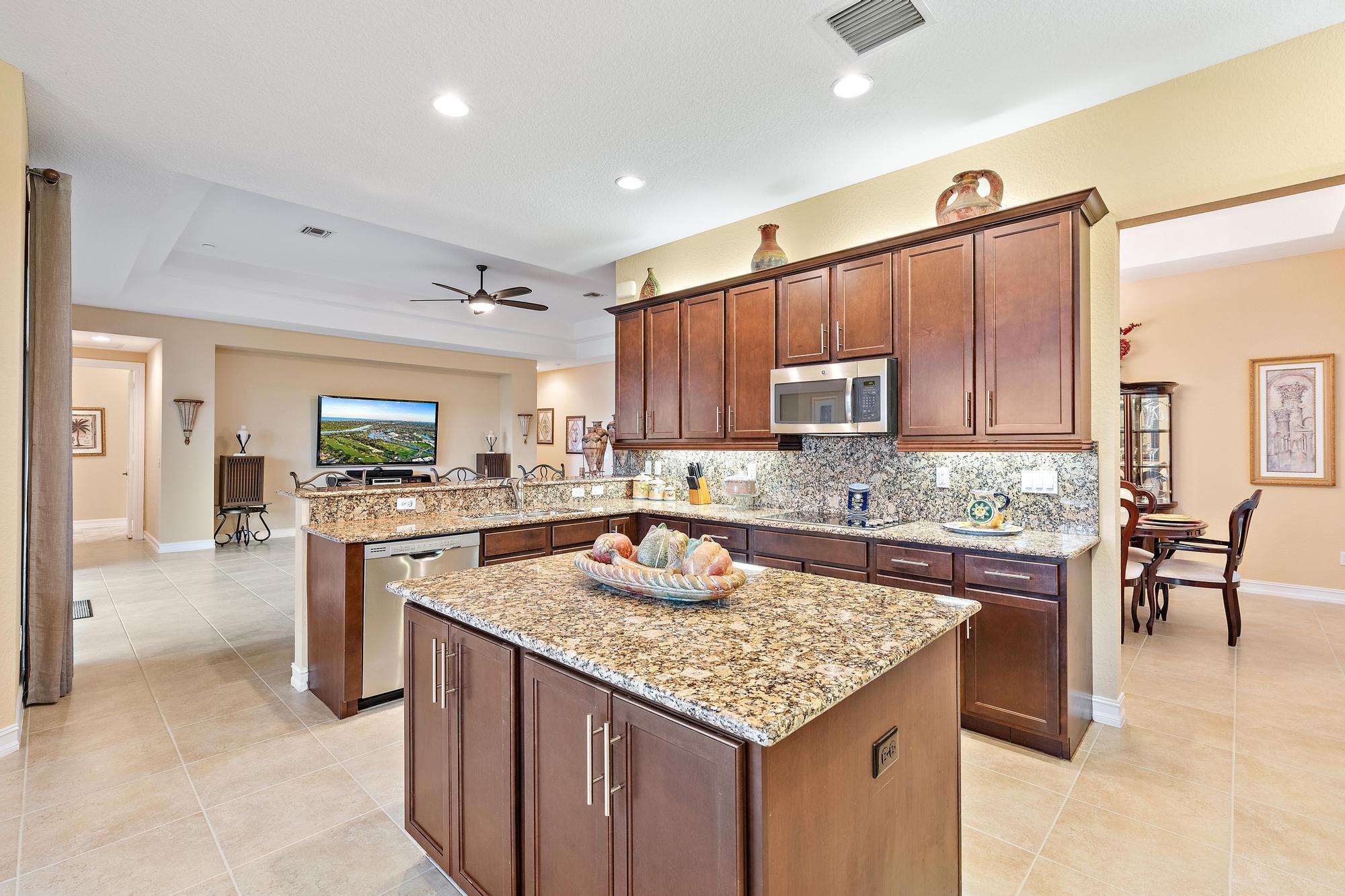 BAYHILL ESTATES - Residential