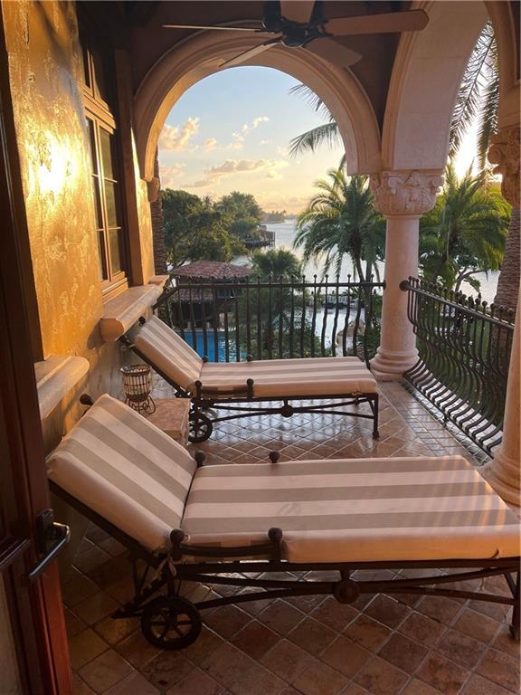 Palm Point Amd 15-64 B - Residential