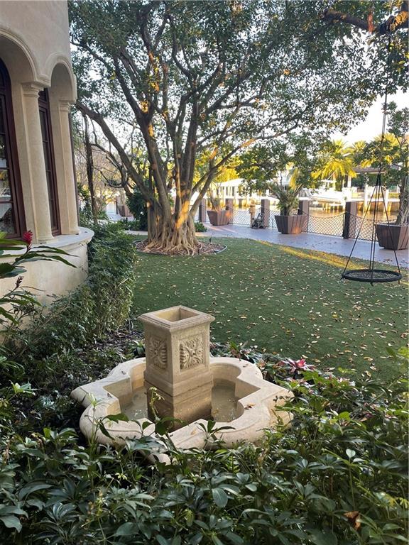 Palm Point Amd 15-64 B - Residential