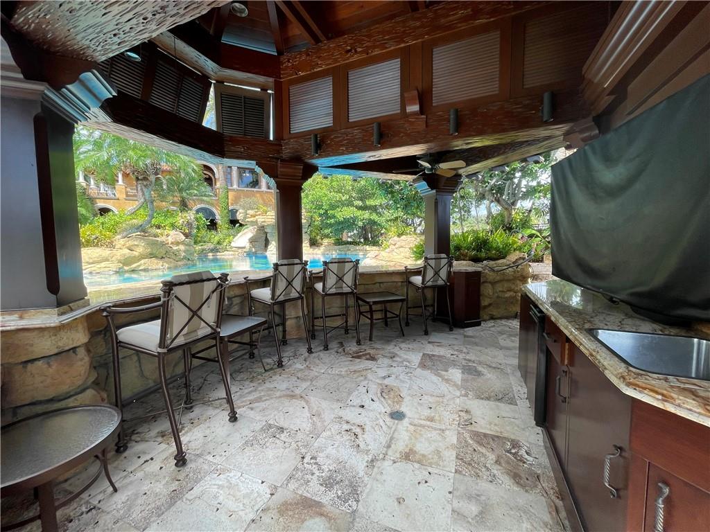 Palm Point Amd 15-64 B - Residential