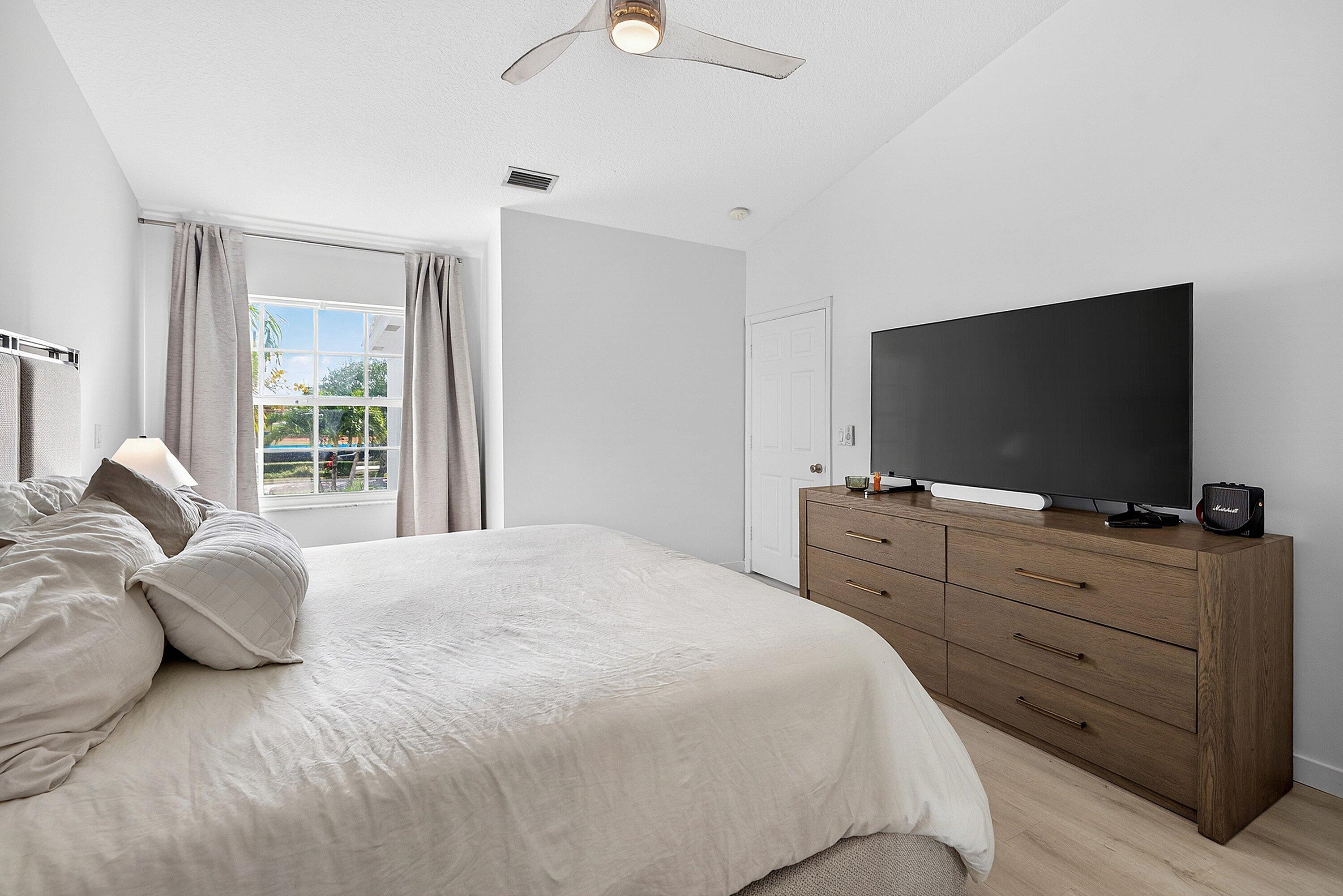 GOLF ESTATES VILLAS - Residential Lease