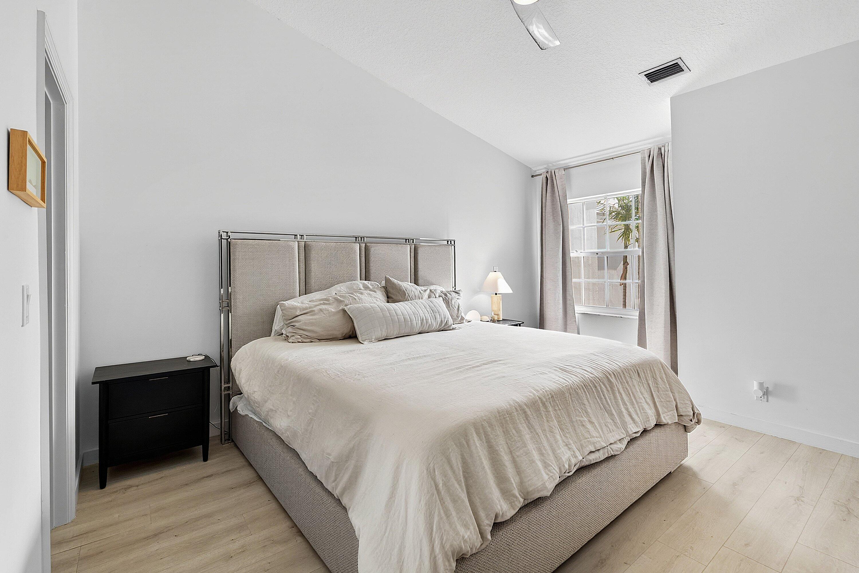 GOLF ESTATES VILLAS - Residential Lease