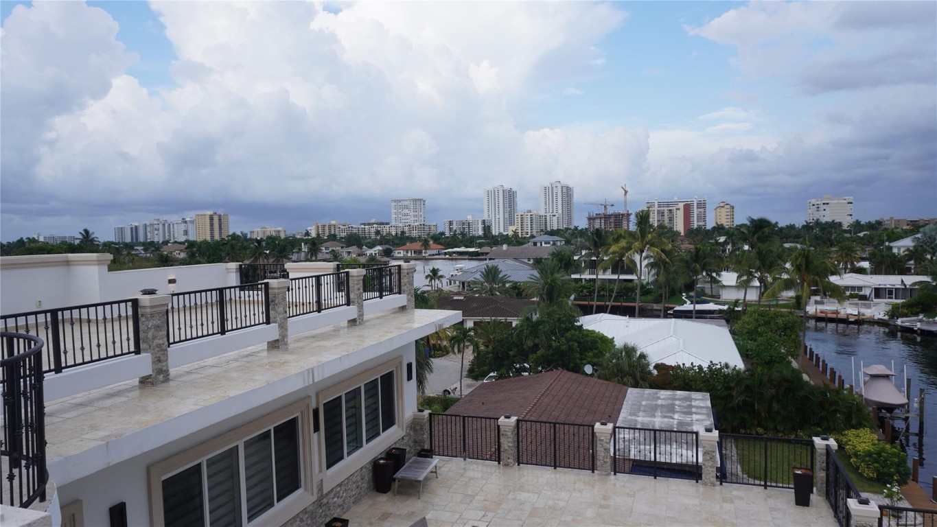 Pompano Isles Sec B 31-8 - Residential