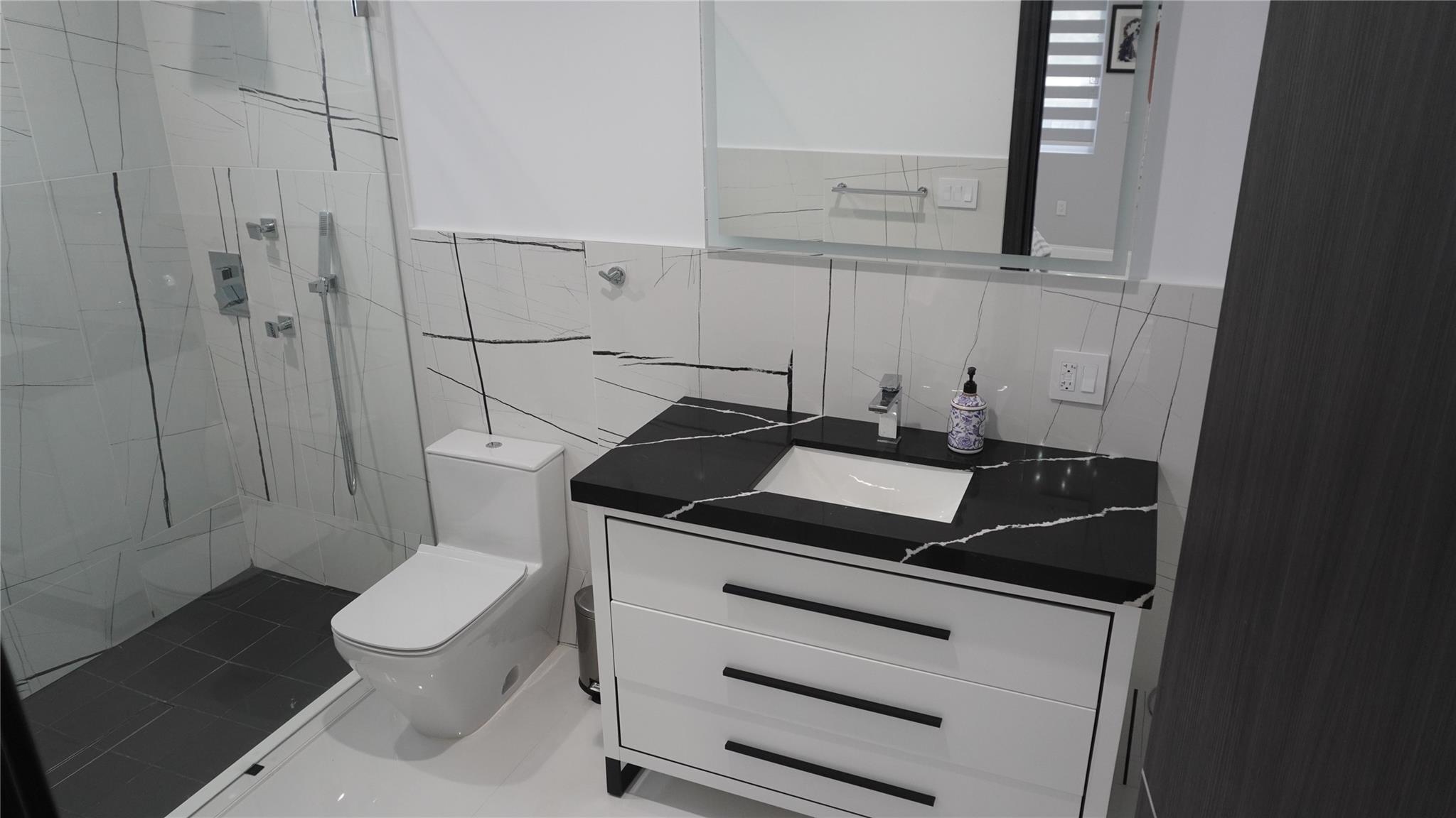 Pompano Isles Sec B 31-8 - Residential