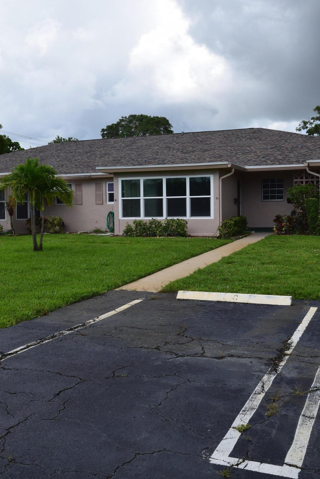 Photo of 1282 High Point Place S #C, Delray Beach, FL 33445 (MLS # R10898366)