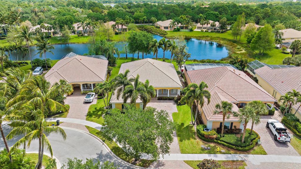 Photo of 4608 Bontia Drive, Palm Beach Gardens, FL 33418 (MLS # R10977599)