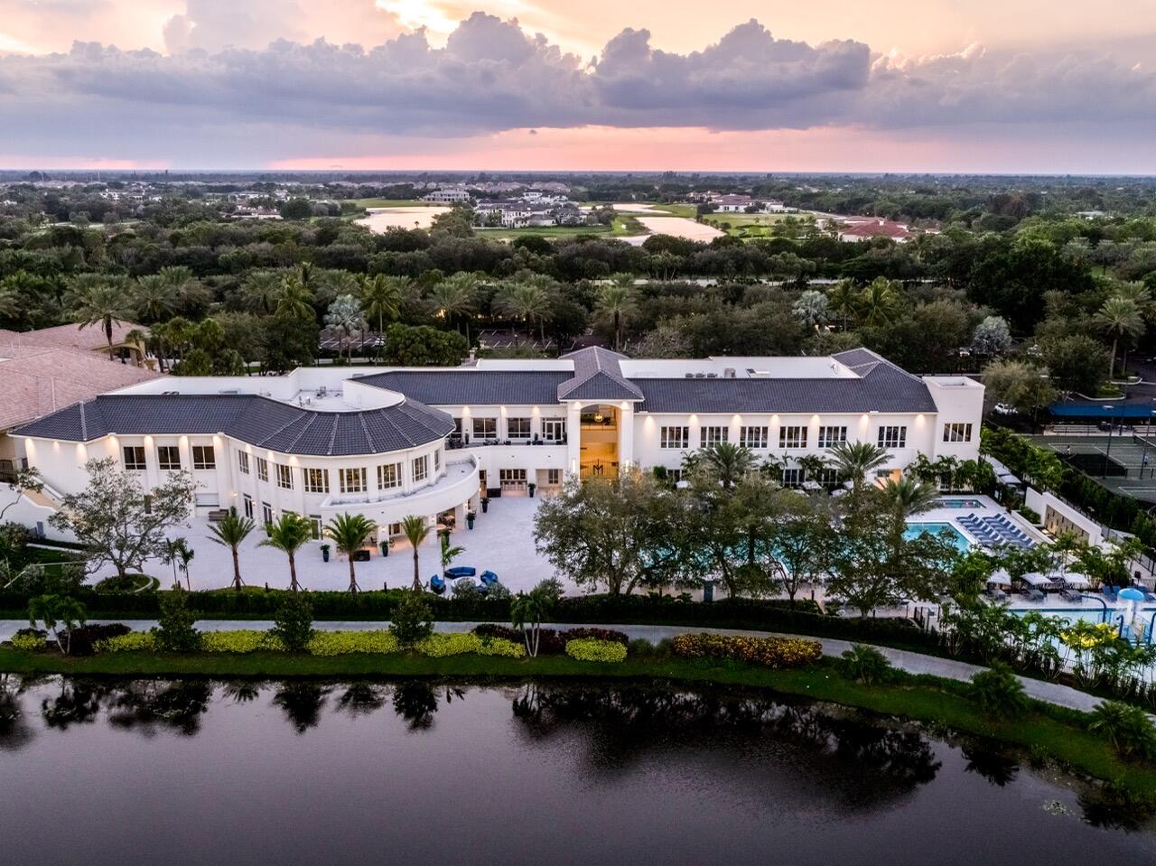 Mizner Country Club - Residential