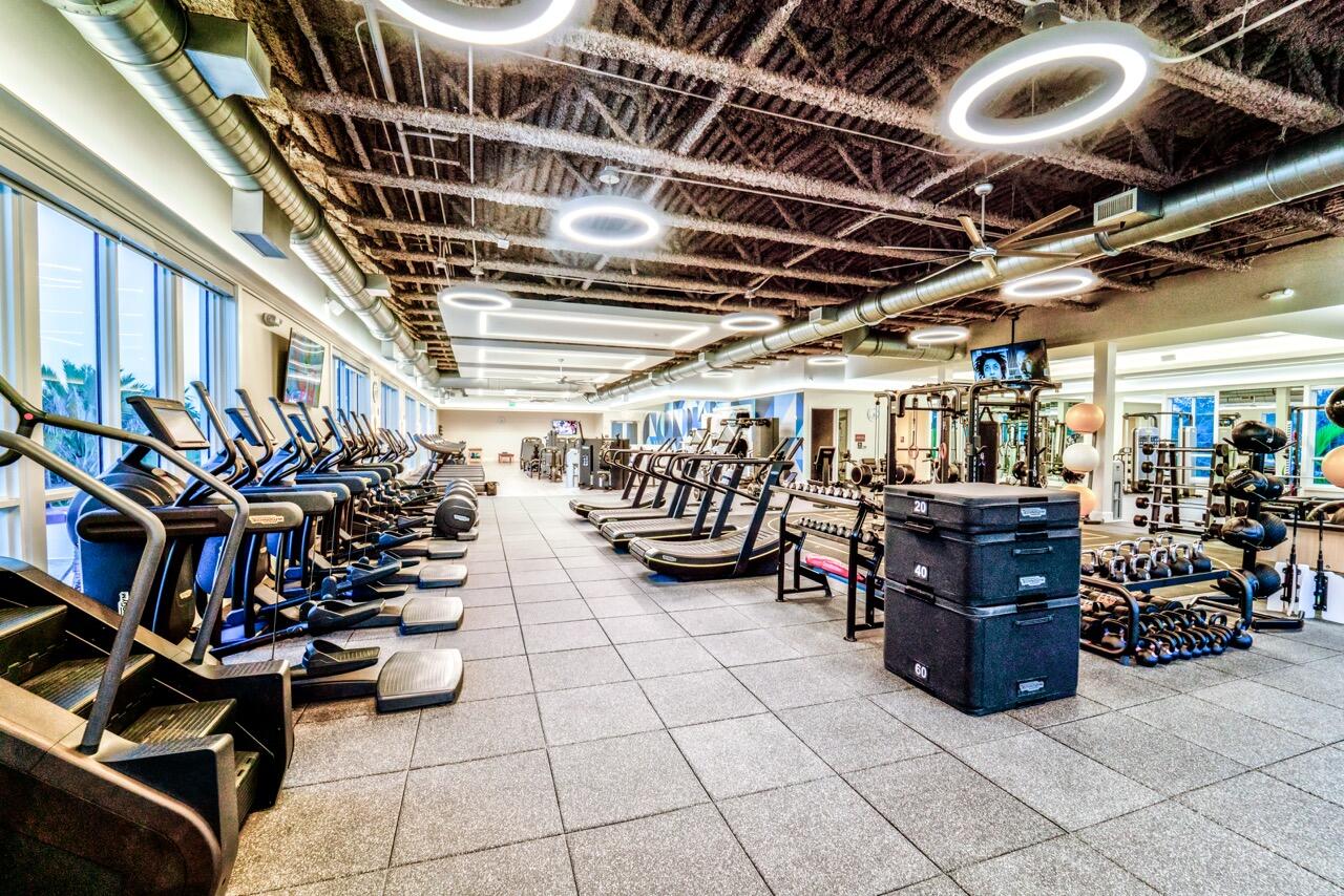 Mizner Country Club - Residential