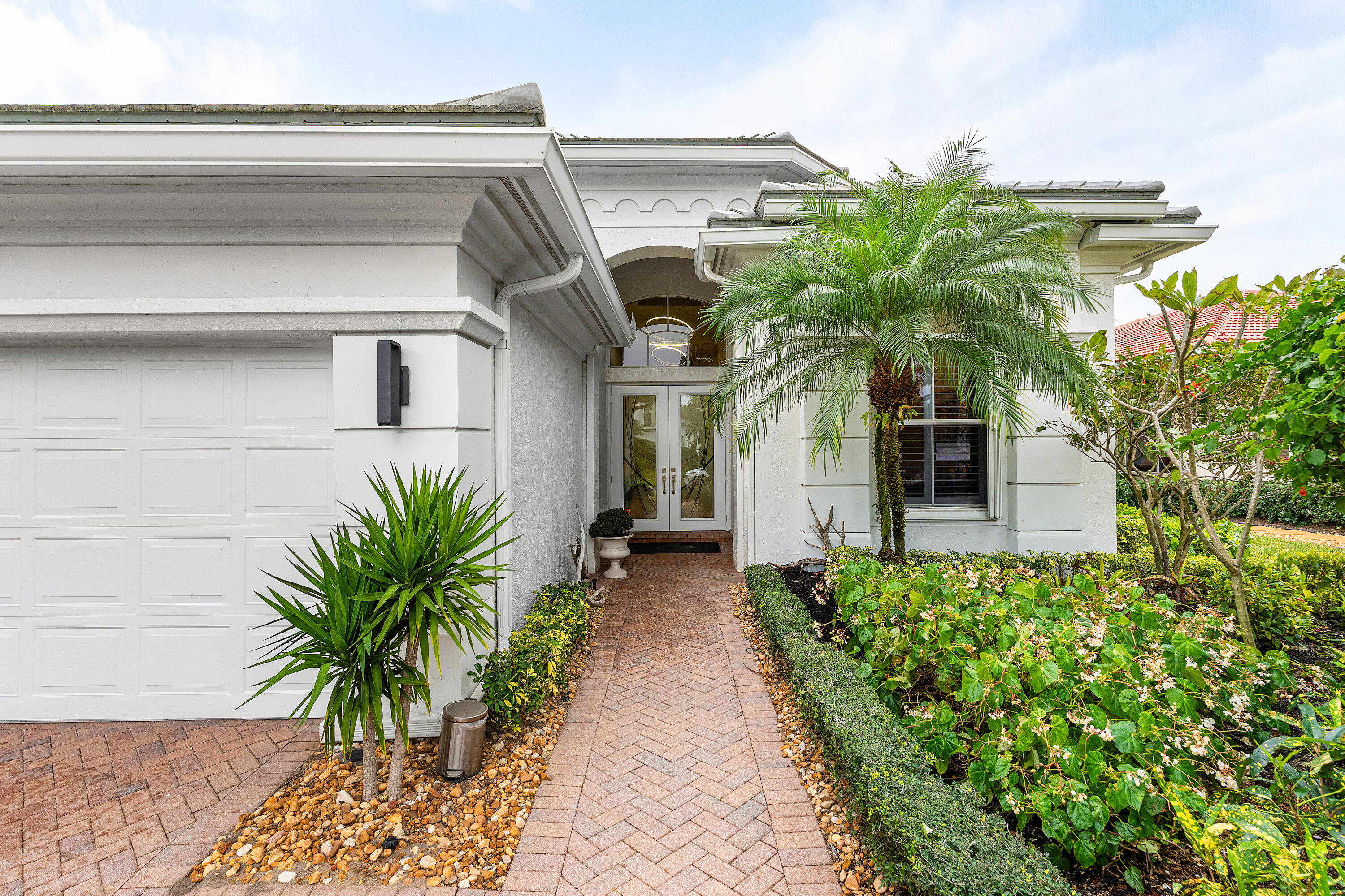 Mizner Country Club - Residential