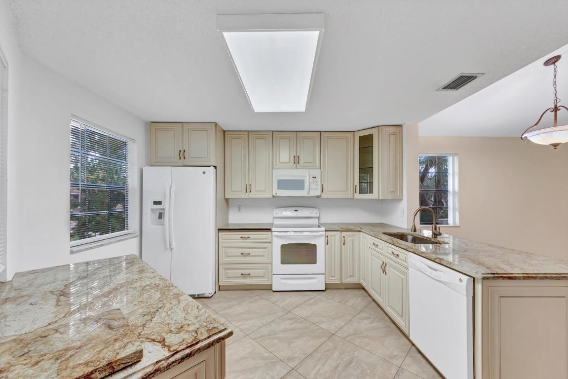 MONTEGO BAY AT BOCA POINTE CONDO - Residential Lease