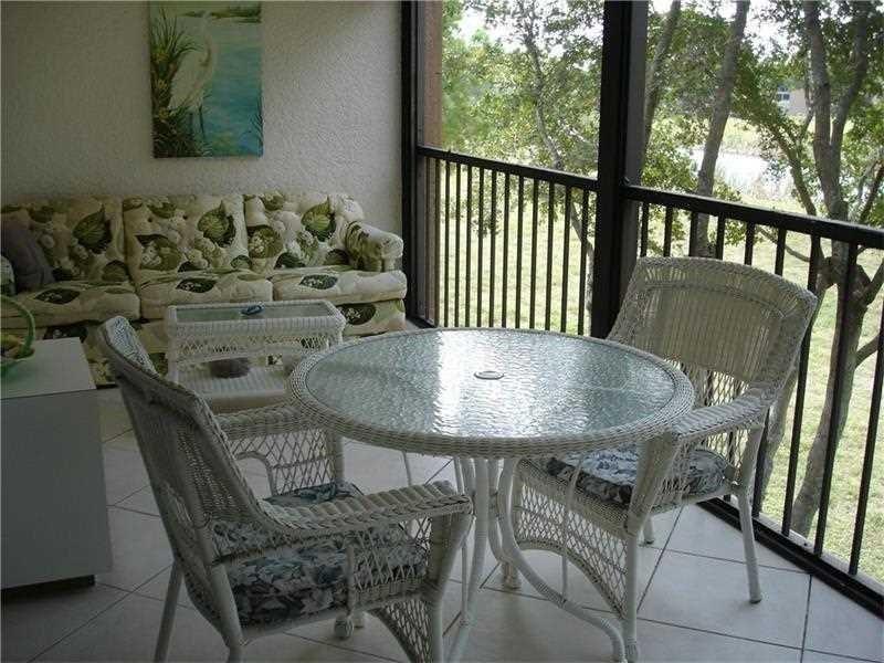 PALM LAKES - Residential