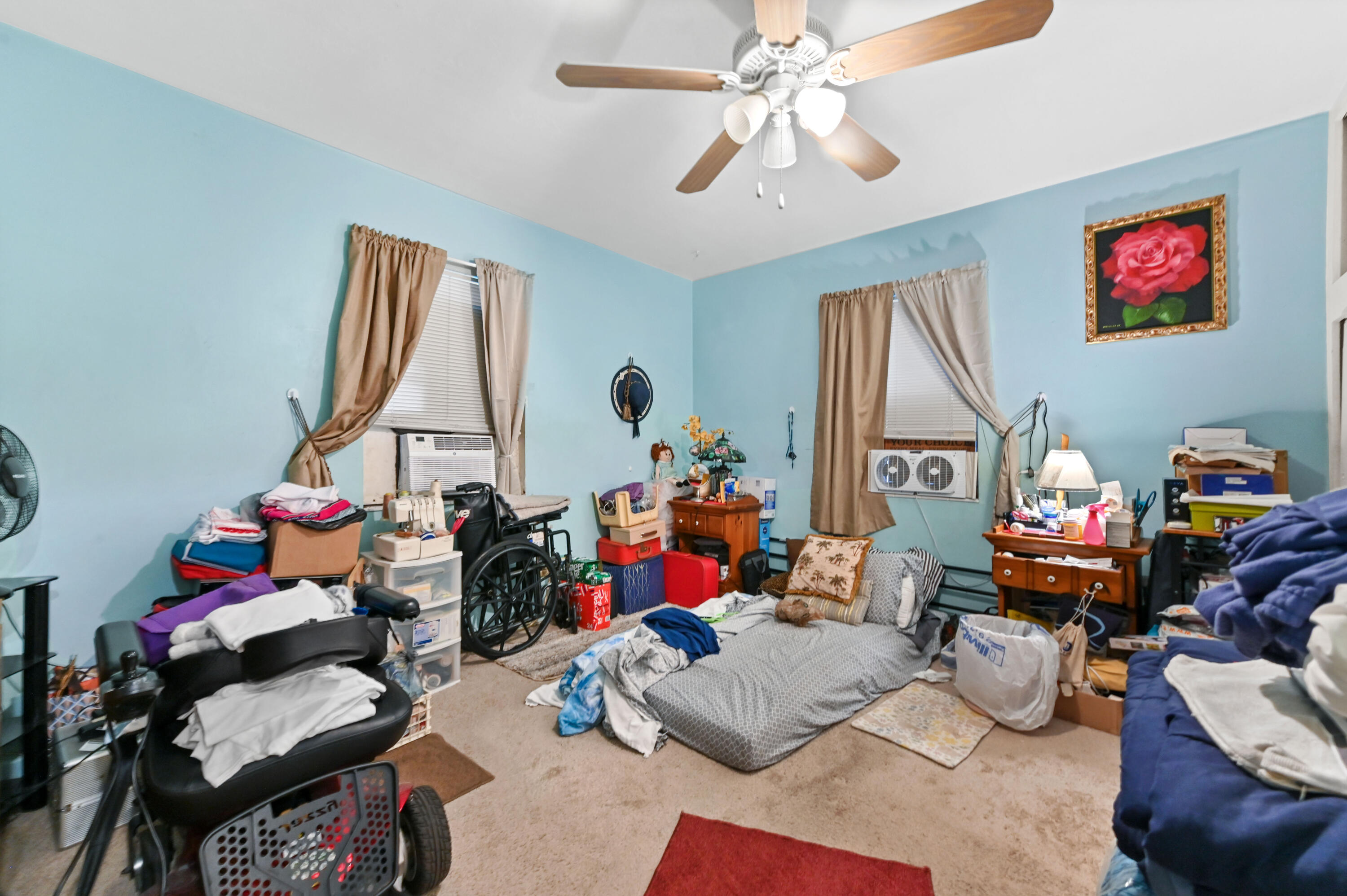 LAKE WORTH TOWN - Residential