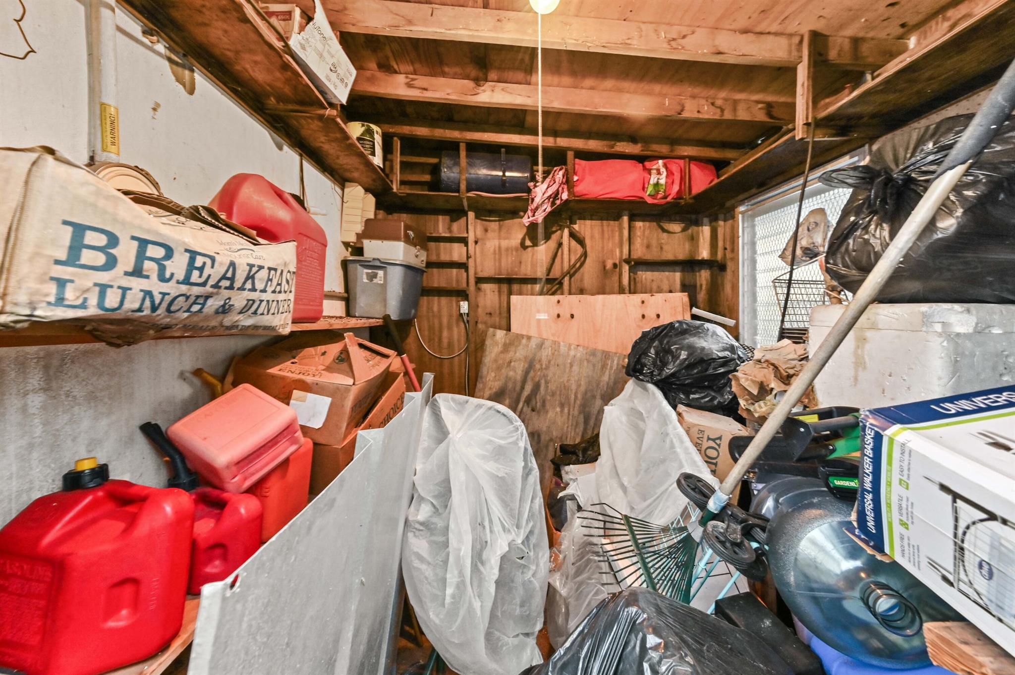 LAKE WORTH TOWN - Residential