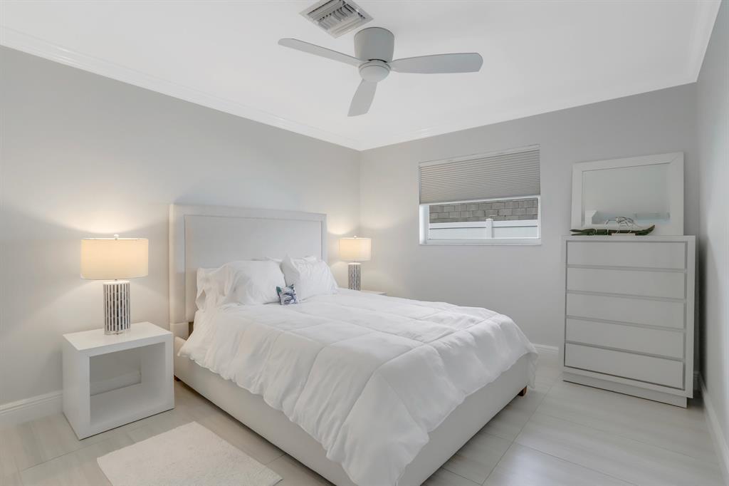 TROPIC ISLE 2ND SEC - Residential