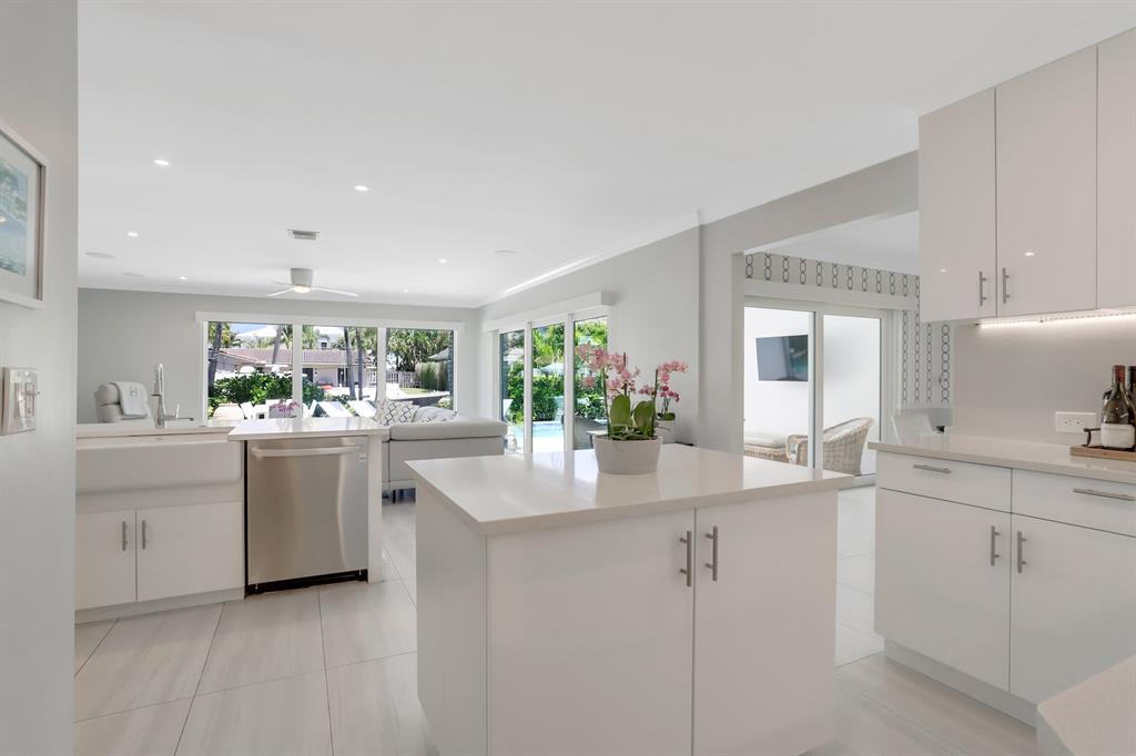 TROPIC ISLE 2ND SEC - Residential