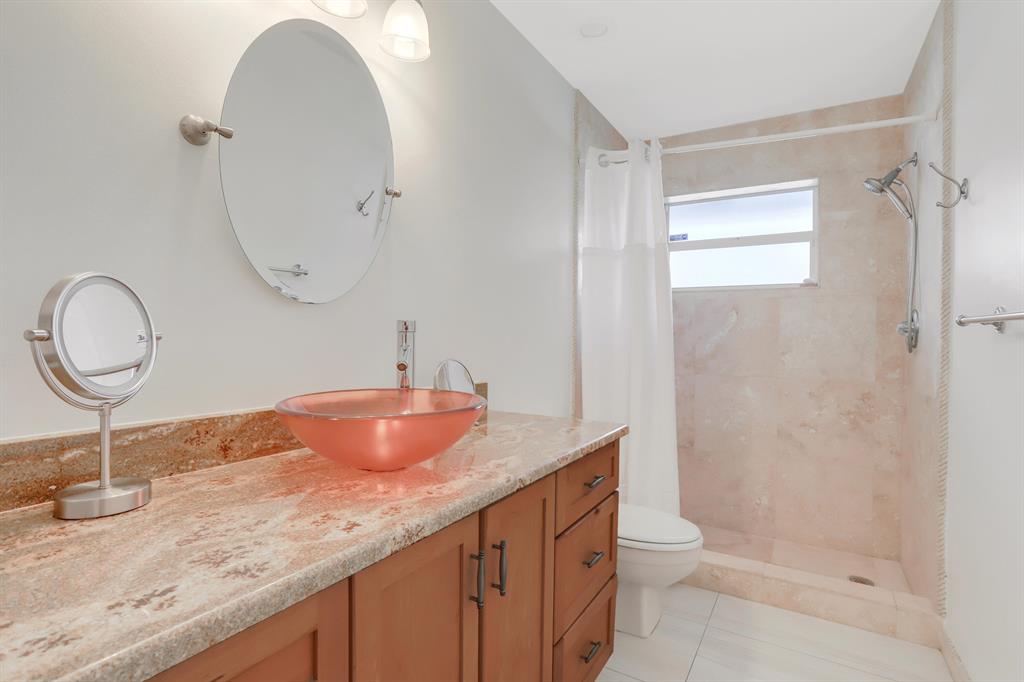 TROPIC ISLE 2ND SEC - Residential