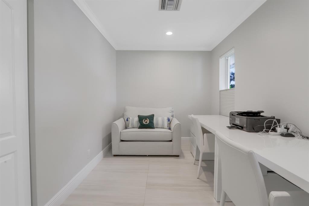 TROPIC ISLE 2ND SEC - Residential