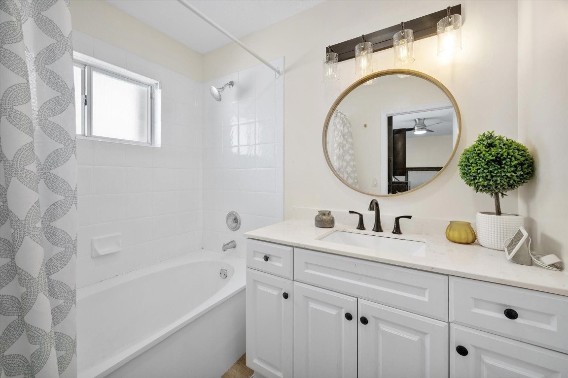 Harbour Lakes Townhomes - Residential