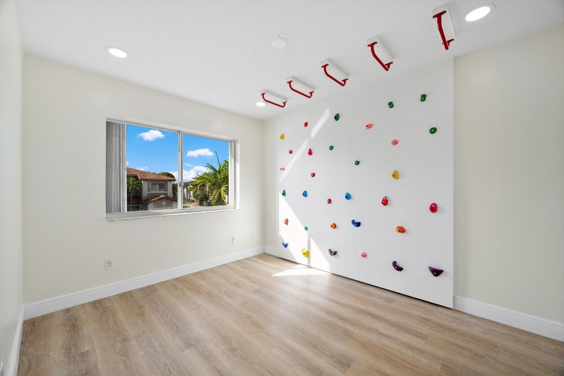 Harbour Lakes Townhomes - Residential