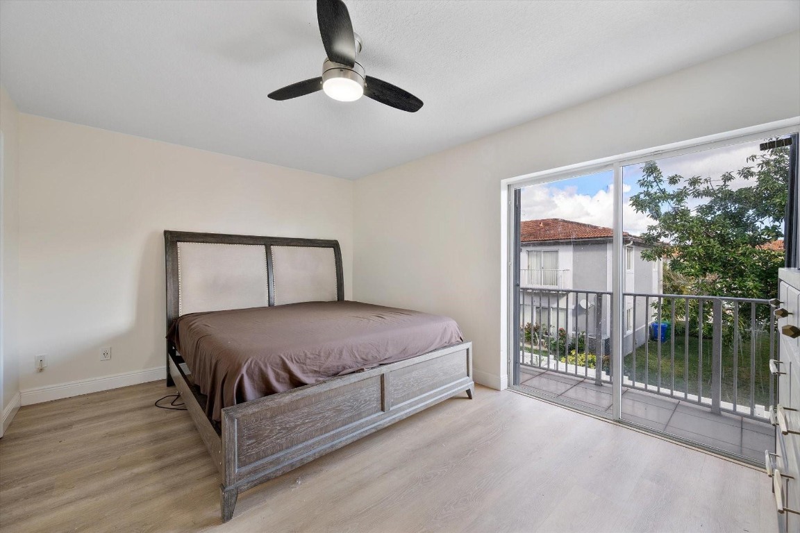 Harbour Lakes Townhomes - Residential