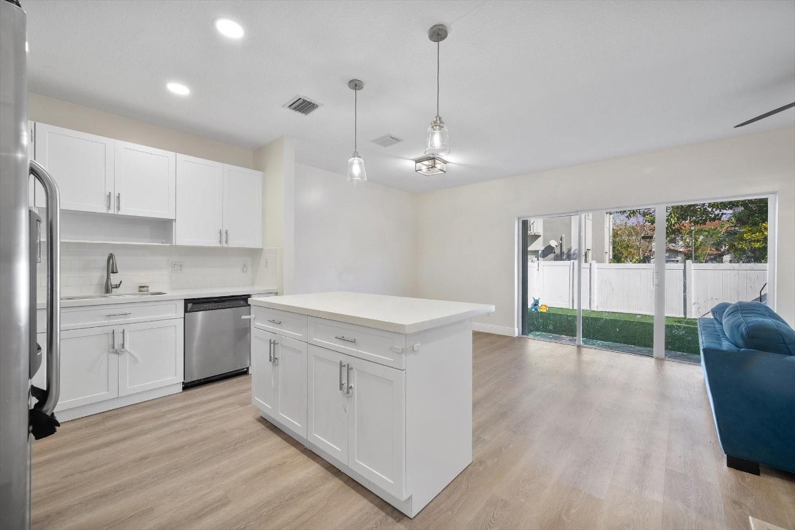 Harbour Lakes Townhomes - Residential