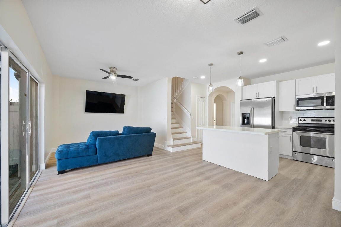 Harbour Lakes Townhomes - Residential