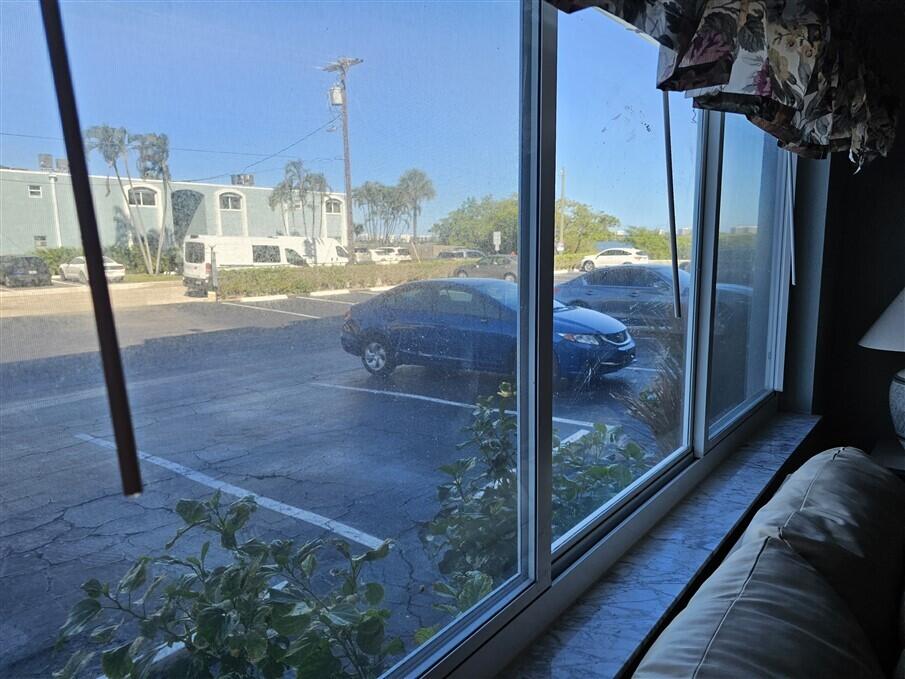 PALM LAKE 1 CONDO - Residential