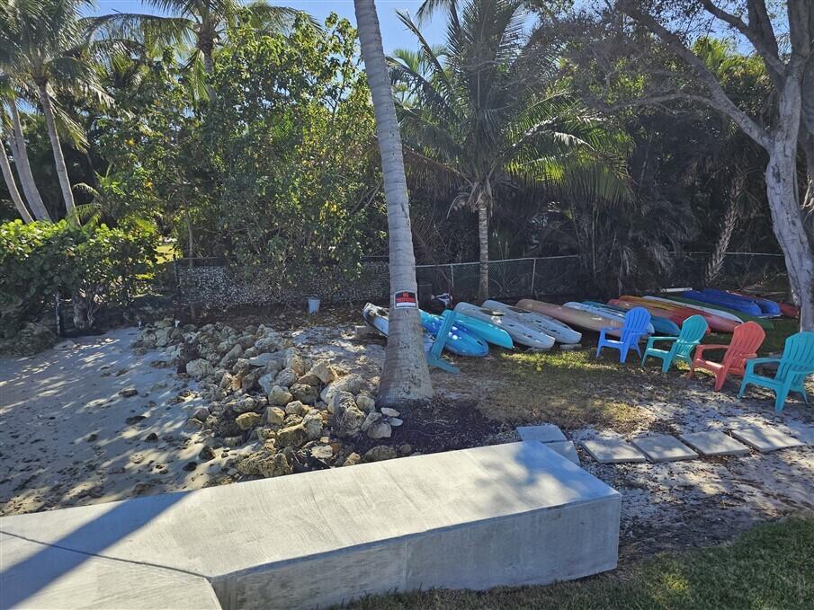 PALM LAKE 1 CONDO - Residential