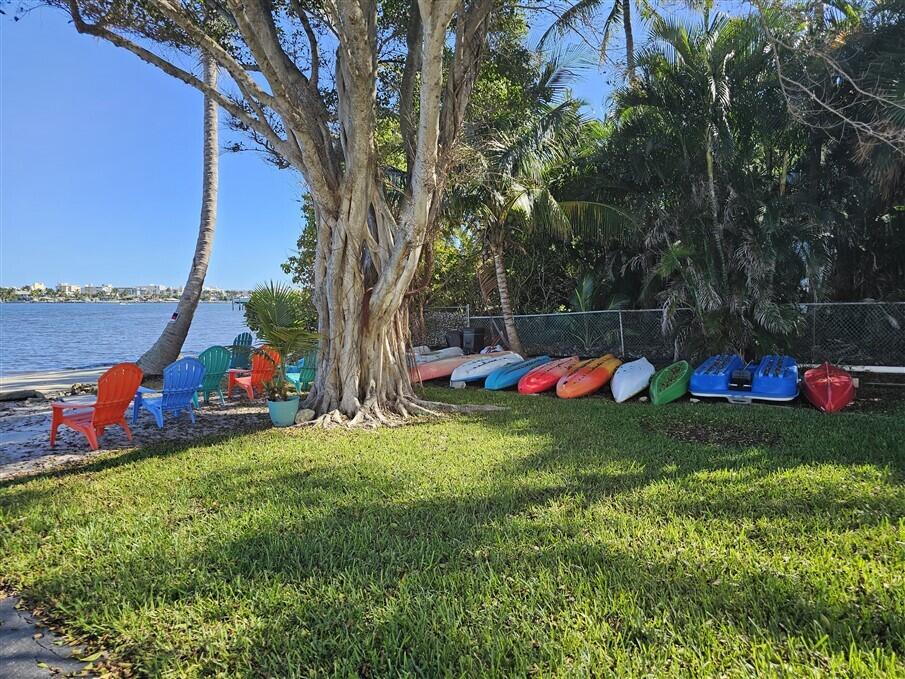 PALM LAKE 1 CONDO - Residential