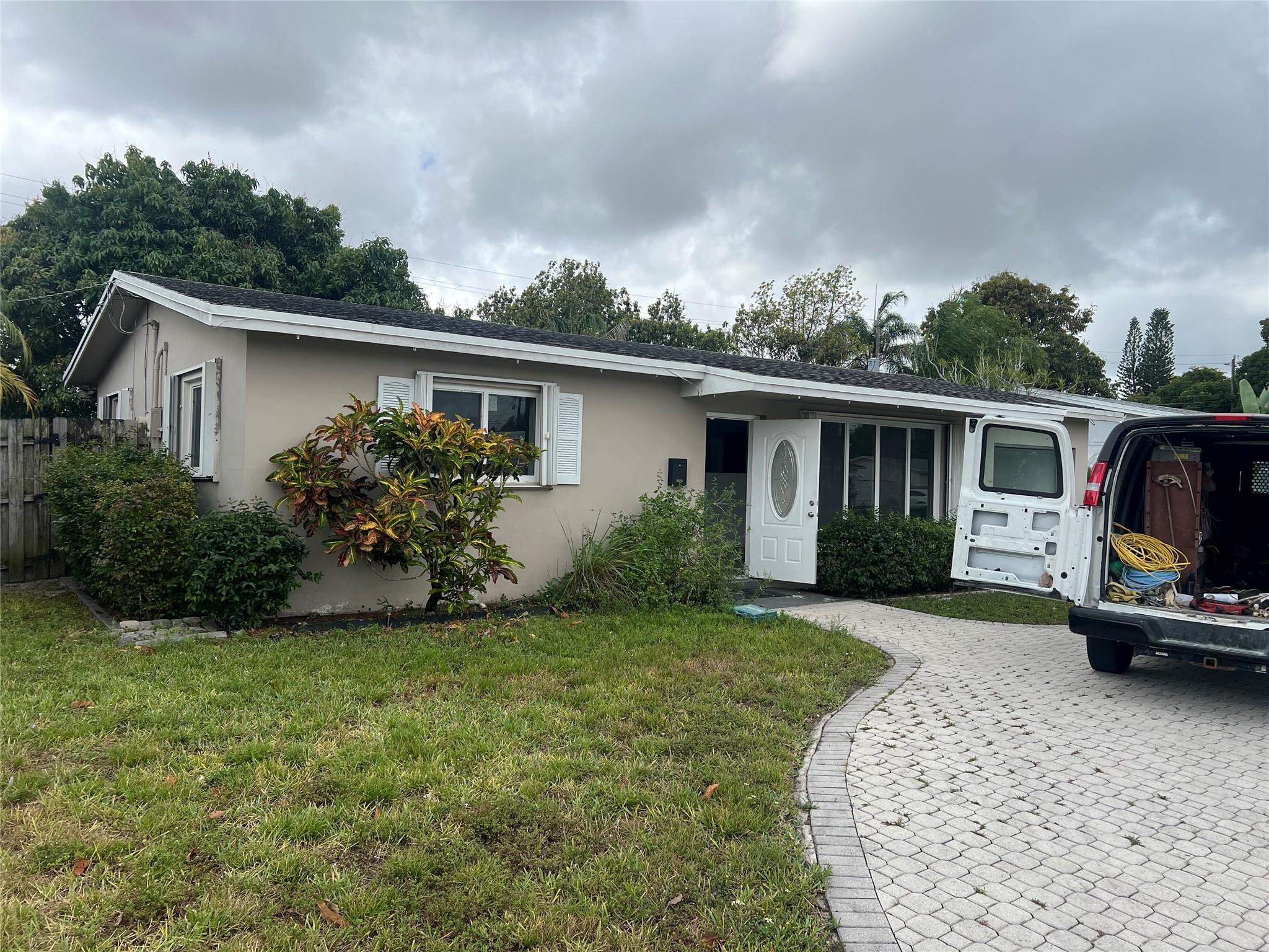 Sunrise Golf Village Sec - Residential Lease