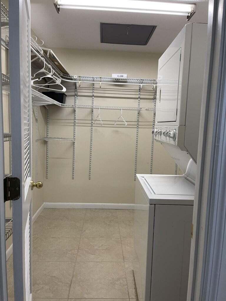 EDGEWOOD CONDOS - Residential Lease