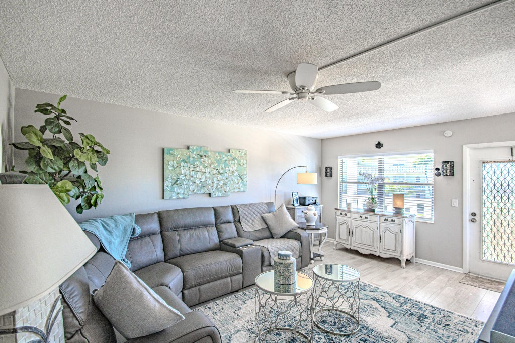 Photo of 15 Dorset A, Boca Raton, FL 33434 (MLS # R11158742)