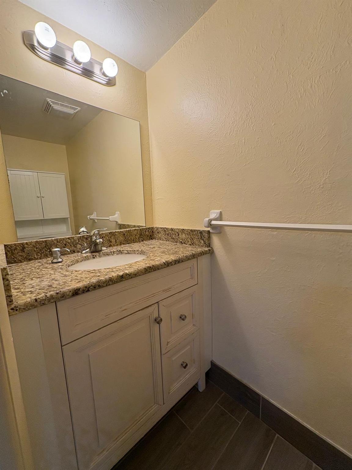 CORAL COVE BEACH SECTION - Residential Lease