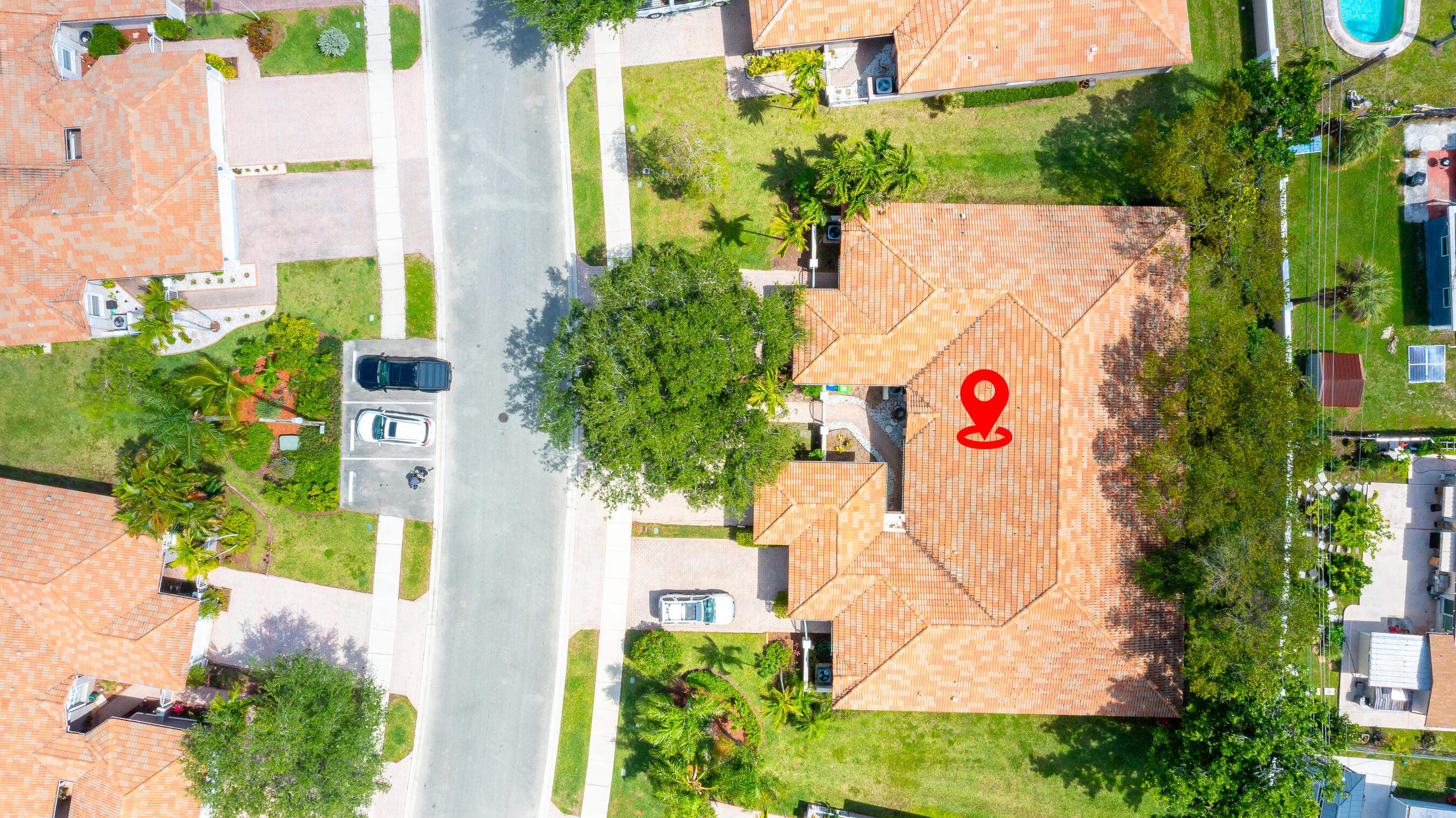 2590 E Aragon Boulevard 2