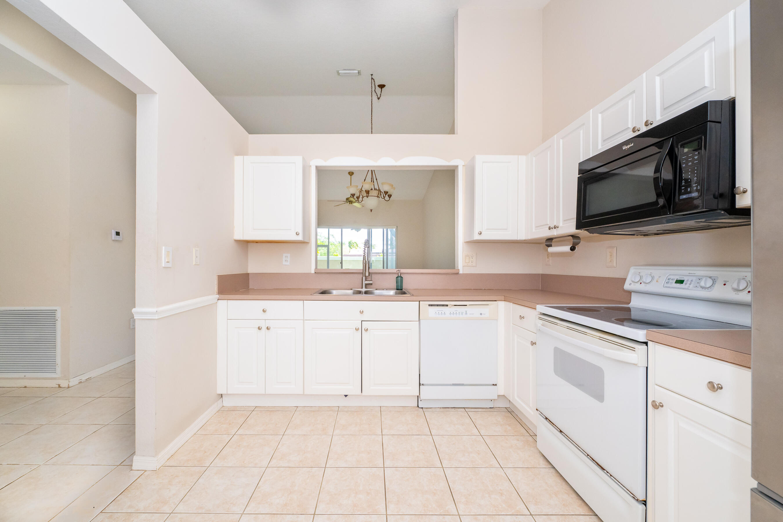 REGENCY HOMES AT SUNRISE - Residential